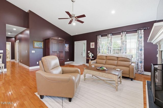 116 Pine Bark Drive, Jonesborough, TN 37659