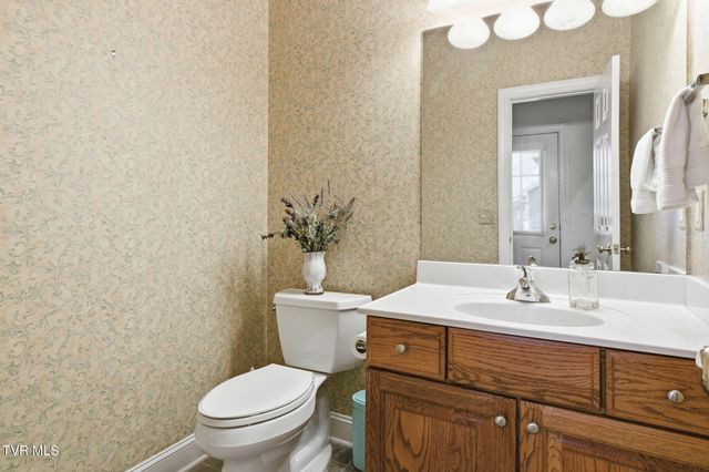 116 Pine Bark Drive, Jonesborough, TN 37659