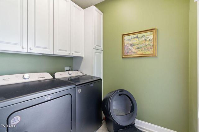 116 Pine Bark Drive, Jonesborough, TN 37659