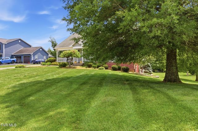 116 Pine Bark Drive, Jonesborough, TN 37659