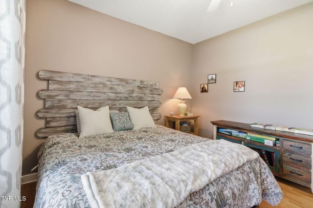 116 Pine Bark Drive, Jonesborough, TN 37659