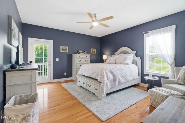 116 Pine Bark Drive, Jonesborough, TN 37659