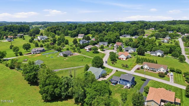 116 Pine Bark Drive, Jonesborough, TN 37659