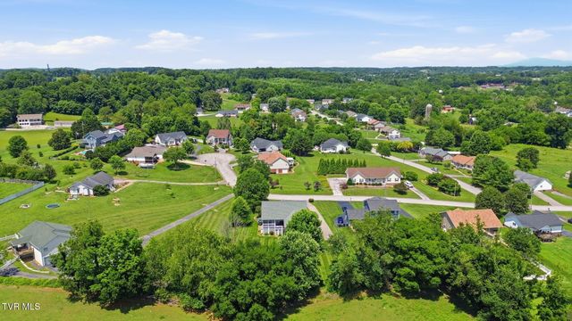 116 Pine Bark Drive, Jonesborough, TN 37659
