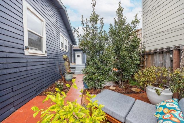 1538 1538 20th Ave, Oakland, CA 94606