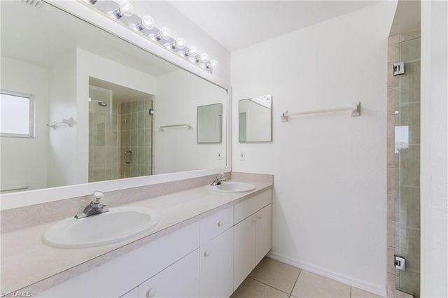 1729 NE 22nd ST, Cape Coral, FL 33909