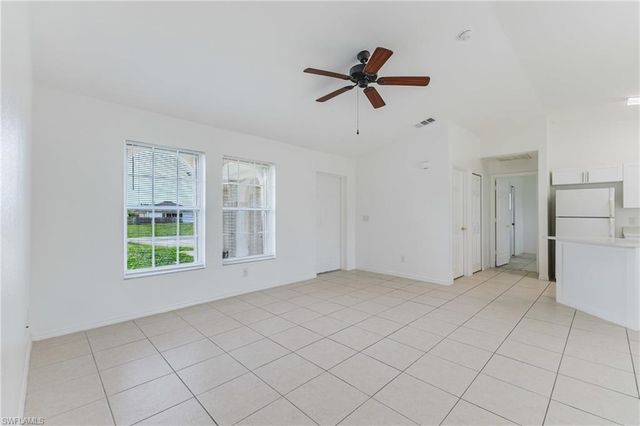 1729 NE 22nd ST, Cape Coral, FL 33909