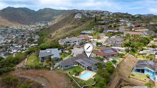 7421 Kamehame Place, Honolulu, HI 96825