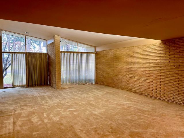 1215 N Washington Street, Magnolia, AR 71753