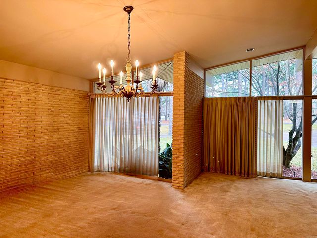 1215 N Washington Street, Magnolia, AR 71753