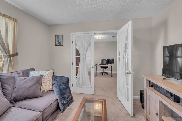 717 Flint Ridge Dr, Whites Creek, TN 37189