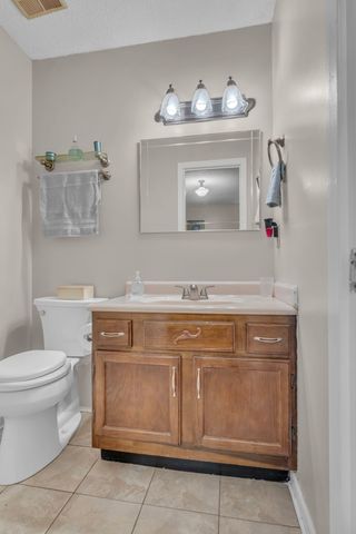 717 Flint Ridge Dr, Whites Creek, TN 37189