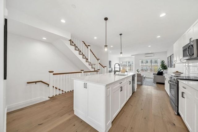 635 Main Street TH 3, Wilmington, MA 01887