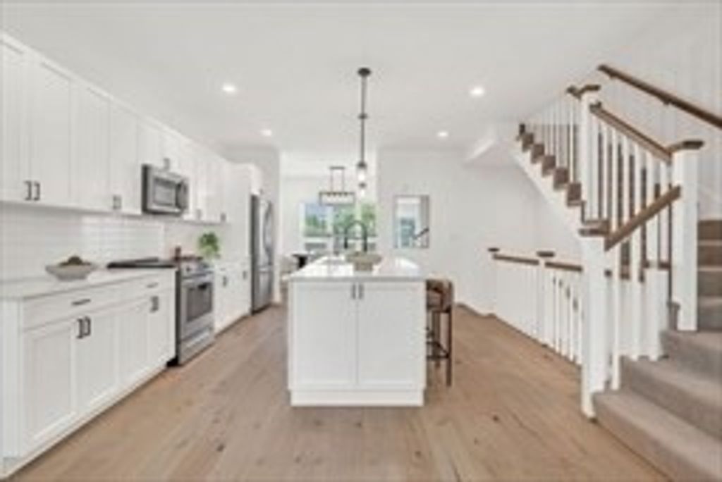 635 Main Street TH 3, Wilmington, MA 01887