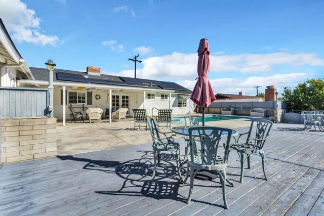 9326 Oakbourne Rd, Santee, CA 92071