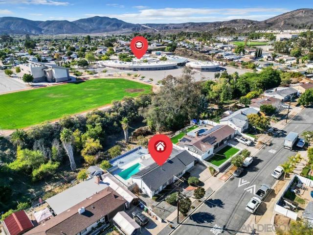 9326 Oakbourne Rd, Santee, CA 92071