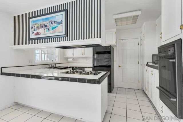 9326 Oakbourne Rd, Santee, CA 92071