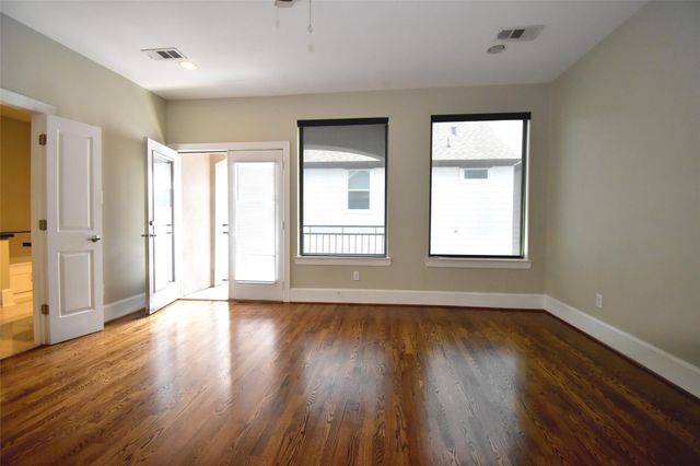 1538 W 23rd Street C, Houston, TX 77008