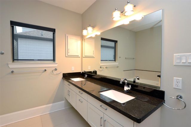 1538 W 23rd Street C, Houston, TX 77008