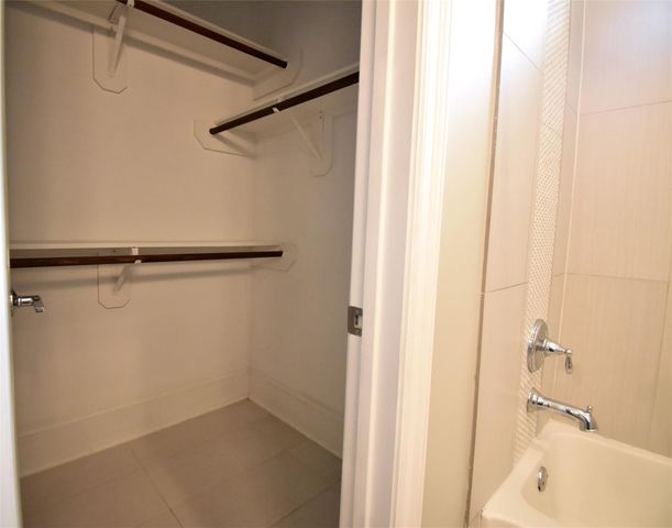 1538 W 23rd Street C, Houston, TX 77008
