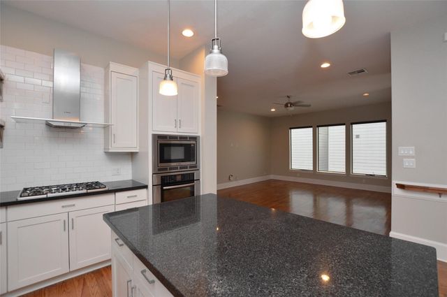 1538 W 23rd Street C, Houston, TX 77008