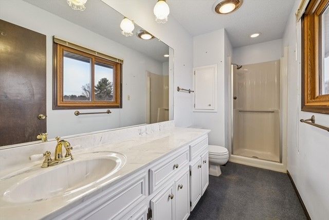 4612 Western Hills Drive, West Des Moines, IA 50265