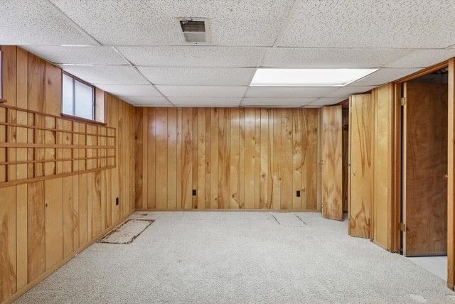 4612 Western Hills Drive, West Des Moines, IA 50265