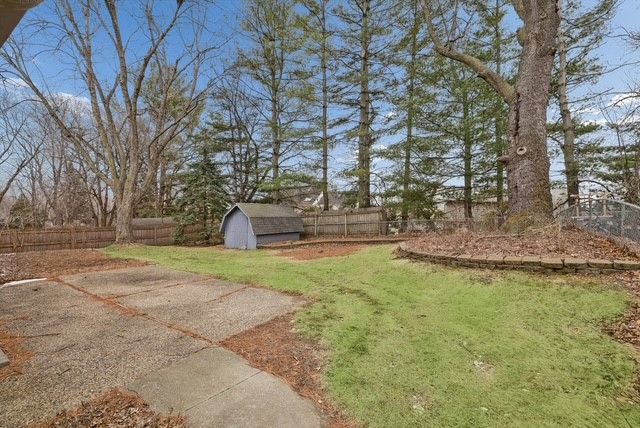 4612 Western Hills Drive, West Des Moines, IA 50265