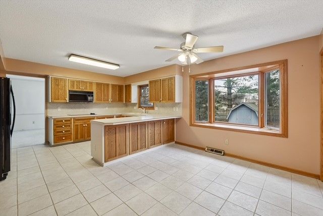 4612 Western Hills Drive, West Des Moines, IA 50265