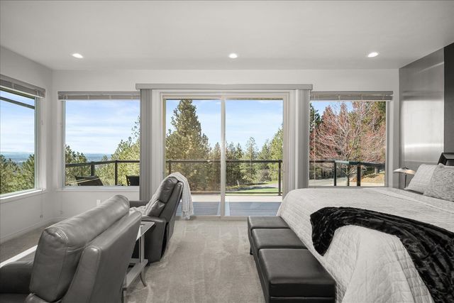 7409 E 44th Ave, Spokane, WA 99223