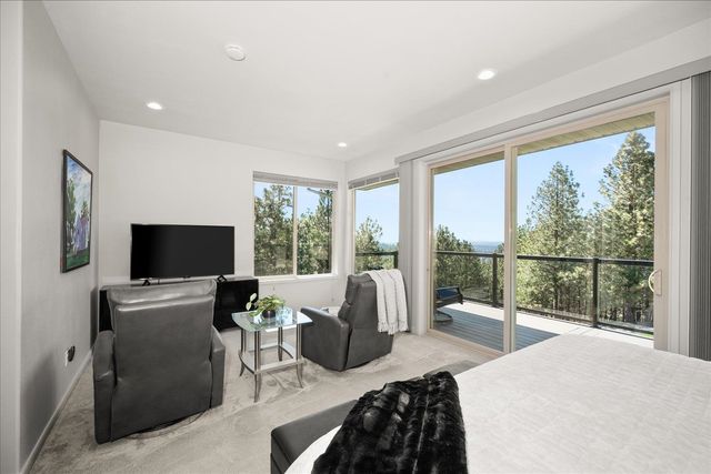 7409 E 44th Ave, Spokane, WA 99223