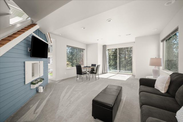 7409 E 44th Ave, Spokane, WA 99223