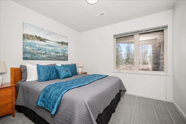 7409 E 44th Ave, Spokane, WA 99223