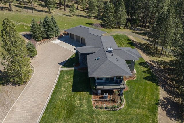 7409 E 44th Ave, Spokane, WA 99223