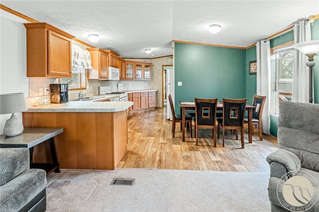 2718 Silverton Street, Billings, MT 59101 photo 10