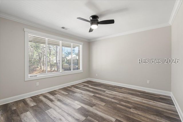 100 Mathews Dr Apt 26, Hilton Head Island, SC 29926