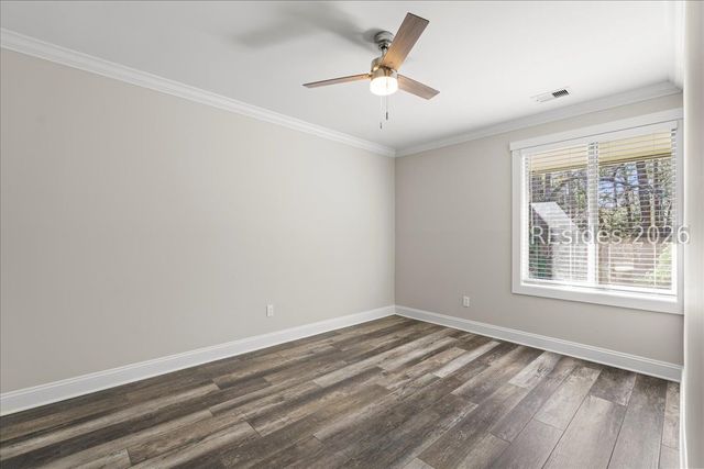 100 Mathews Dr Apt 26, Hilton Head Island, SC 29926