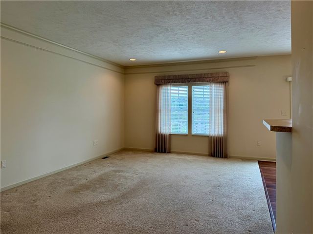 624 Setter Lane, Jefferson Hills, PA 15025