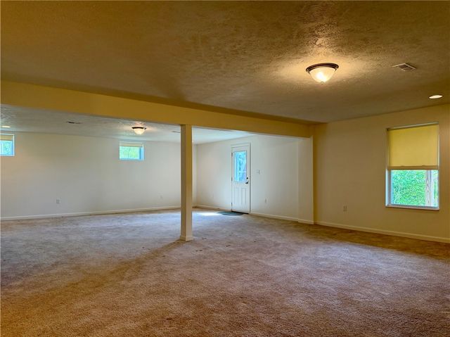624 Setter Lane, Jefferson Hills, PA 15025