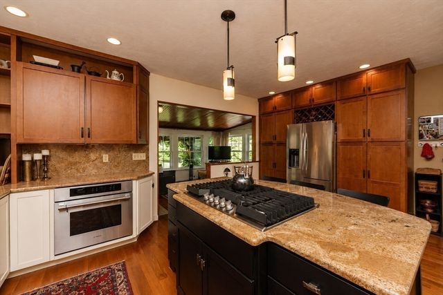 178 Cedar St, Clinton, MA 01510