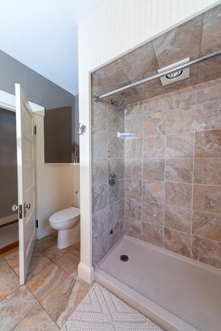 178 Cedar St, Clinton, MA 01510