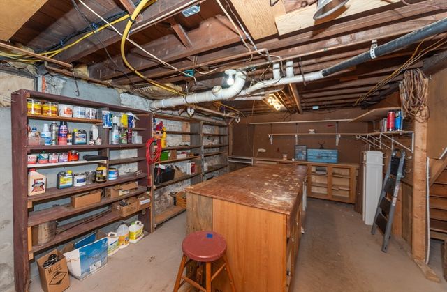 178 Cedar St, Clinton, MA 01510