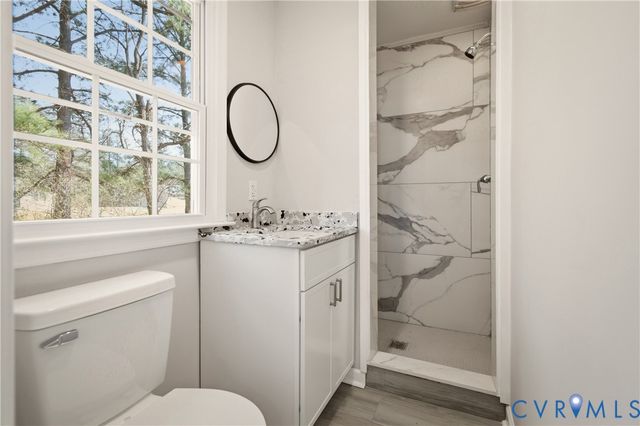 15803 Allen Dr, Dinwiddie, VA 23841