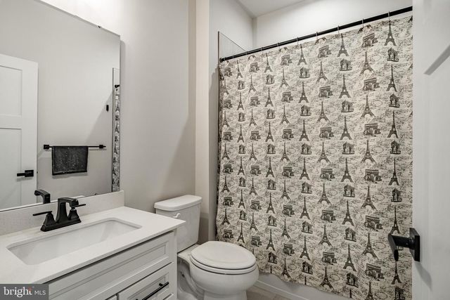 404 PITCH PINE WAY, Exton, PA 19341