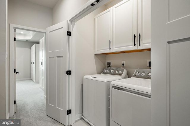 404 PITCH PINE WAY, Exton, PA 19341