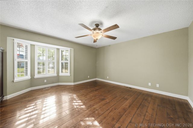 2816 S 124th East Avenue, Tulsa, OK 74129