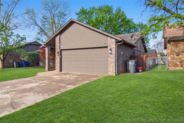 2816 S 124th East Avenue, Tulsa, OK 74129