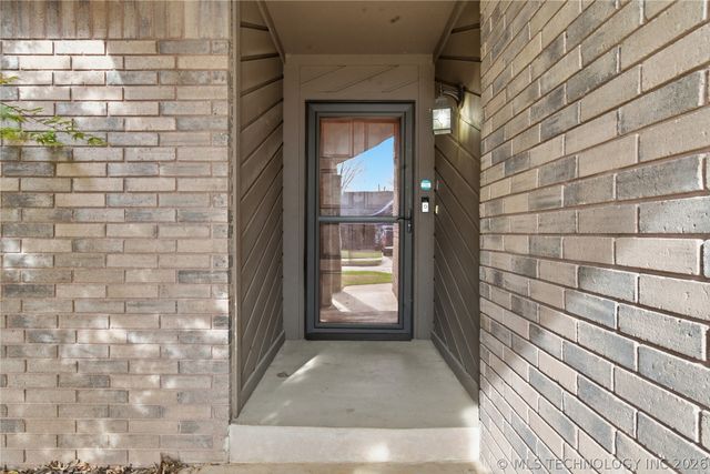 2816 S 124th East Avenue, Tulsa, OK 74129