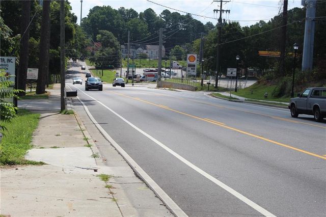 4610 Rockbridge Road, Stone Mountain, GA 30083