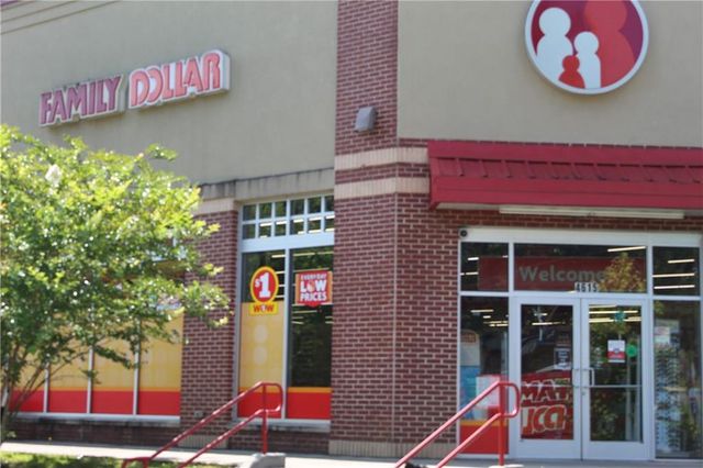 4610 Rockbridge Road, Stone Mountain, GA 30083